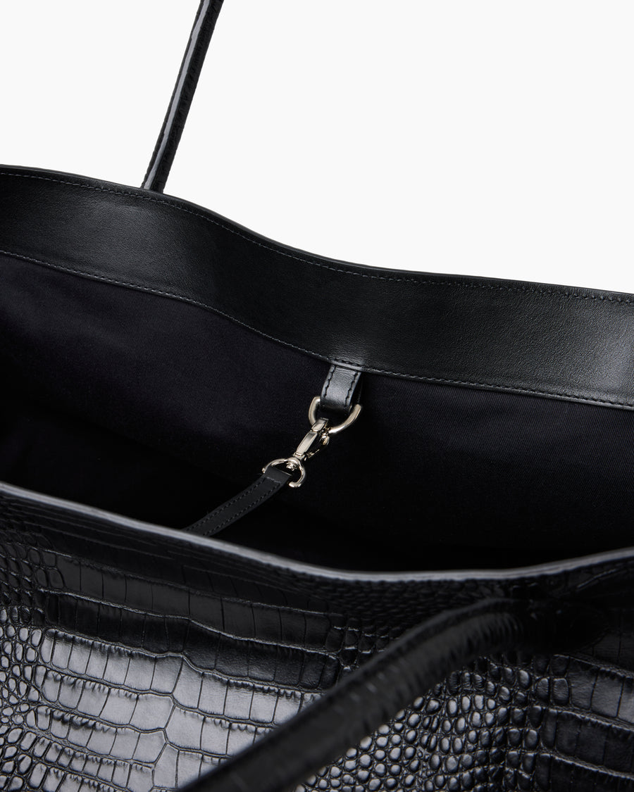 The Eva Weekend Tote