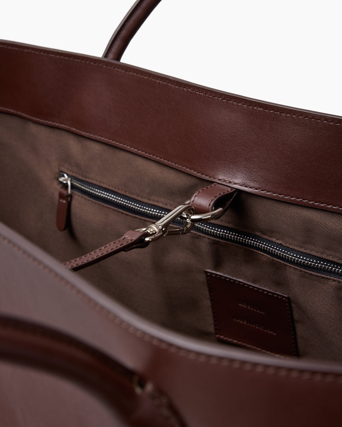 The Eva Weekend Tote